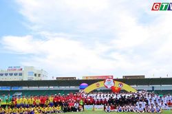 Lớp học không tường: Những bài học từ sân cỏ