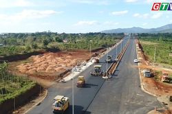 Toàn cảnh Gia Lai 24h: Đẩy nhanh tiến độ các công trình trọng điểm, tạo động lực phát triển phía Tây Gia Lai