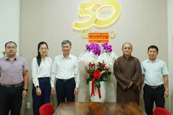 Đại diện Cục An ninh nội địa - Bộ Công an thăm, chúc mừng Báo Giác Ngộ nhân Ngày Báo chí Cách mạng Việt Nam