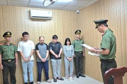 Quyết tâm xóa sổ các ổ nhóm tội phạm mạng xuyên quốc gia