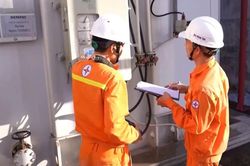 Chủ động bảo đảm điện cho đợt nắng nóng cao điểm