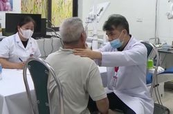 Hiệu quả chăm s&oacute;c sức khỏe cho người c&oacute; c&ocirc;ng tại Ph&uacute; Thượng