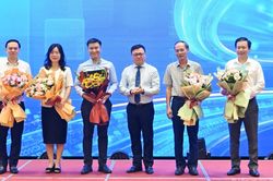 Kiến tạo nền b&aacute;o ch&iacute; chuy&ecirc;n nghiệp, hiện đại v&agrave; nh&acirc;n văn