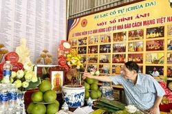 Lễ tưởng niệm 555 anh linh liệt sĩ nh&agrave; b&aacute;o