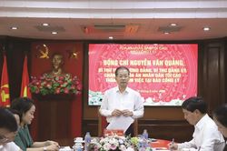 Khát vọng vươn tầm
