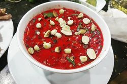 Cảnh báo nguy cơ ngộ độc thực phẩm từ món tiết canh sau vụ 9 người nhập viện tại Hưng Yên