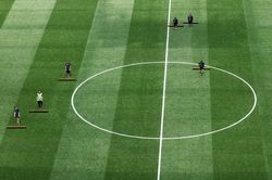 Mỹ mất gần 10 năm nghiên cứu, mặt cỏ World Cup 2026 vẫn bị chê như 'đồ giả'