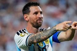 Messi có thể phá thêm 3 kỷ lục, Ronaldo khó lòng đuổi kịp