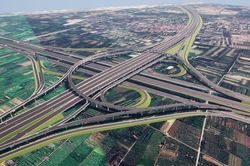 Một tuyến đường, nhiều dòng chảy và bước đi của Bầu Hiển tại Vành đai 4