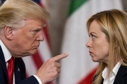 Ông Trump 'lời qua tiếng lại' gay gắt với nữ Thủ tướng Italy