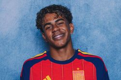 Yamal tiết lộ thần tượng ngôi sao chưa đá 1 phút nào ở World Cup 2026