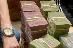 Người đàn ông TP.HCM 8 năm chỉ mua vé số đuôi 92, vừa trúng 1,6 tỷ