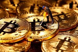 Nhà đầu tư ồ ạt đặt cược Bitcoin có thể giảm về 52.000 USD