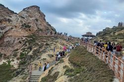 Giữ nguy&ecirc;n mức gi&aacute; v&eacute; tham quan hiện h&agrave;nh tại khu du lịch Eo Gi&oacute;
