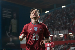 Sao trẻ Bồ Đào Nha: 'Không ai có nghĩa vụ phải chuyền bóng cho Ronaldo'
