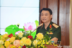 Triển lãm Quốc phòng quốc tế Việt Nam 2026: Tập huấn sĩ quan liên lạc và phiên dịch phục vụ các đoàn khách quốc tế