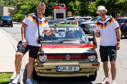 Chuyến xe đặc biệt trên mọi nẻo đường World Cup