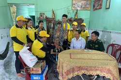 Ấm áp hành trình 'Nghĩa tình biên giới Tây Nguyên'