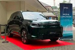 [GALLERY] DFSK E5 Plus - chiếc SUV 'ăn xăng' chỉ 1,25l/100km sắp về Việt Nam