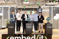 EmbedIT sau 9 th&aacute;ng hoạt động tại Việt Nam: Bứt ph&aacute; quy m&ocirc; nh&acirc;n sự, n&acirc;ng tầm hệ sinh th&aacute;i số khu vực