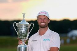 Wyndham Clark vượt áp lực khán giả để lần thứ hai vô địch US Open