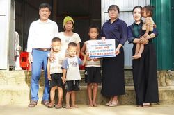 4 cháu bé mồ côi ở Quảng Trị được bạn đọc giúp đỡ hơn 142 triệu đồng