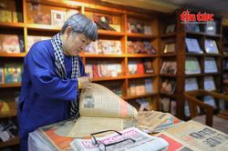 Người lưu giữ những trang báo ghi dấu ngày Thành phố mang tên Bác