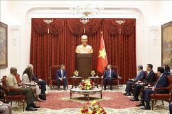 Tổng B&iacute; thư, Chủ tịch nước T&ocirc; L&acirc;m tiếp Quyền Bộ trưởng Hải qu&acirc;n Hoa Kỳ