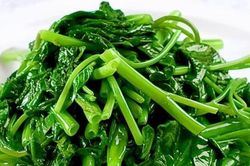 Luộc rau muống tưởng dễ mà khó: Ghi nhớ 5 mẹo để rau xanh giòn, giữ trọn dinh dưỡng