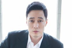 Tiết lộ từ So Ji Sub sau 8 năm cưới vợ kém 17 tuổi
