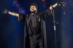 The Weeknd tuyên bố tạm dừng hoạt động