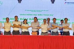 Cần Thơ bảo đảm nguồn cung xăng dầu, mở rộng mạng lưới phân phối E10
