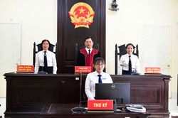 Mang tiếng nói của Nhân dân vào phòng nghị án