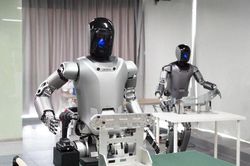 Siêu nhà máy robot của Trung Quốc đi vào hoạt động