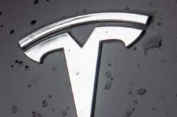 Tesla Autopilot và vụ tai nạn tại Texas: Lỗ hổng từ sự lầm tưởng về công nghệ tự hành