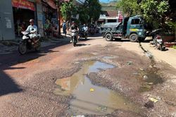 Nhiều tuyến đường ở khu vực Quy Nhơn xuống cấp, mất an toàn