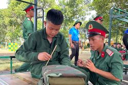 Trưởng thành hơn từ học kỳ trong quân đội