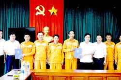 Bảo đảm quyền, lợi ích hợp pháp cho người lao động