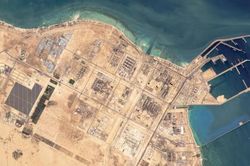 Nổ lớn tại nhà máy khí đốt ở Qatar, 54 người bị thương, 18 người mất tích
