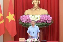 Theo dòng thời sự: Một năm nhìn lại cuộc cải cách bộ máy
