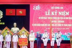 Tổng B&iacute; thư, Chủ tịch nước T&ocirc; L&acirc;m: 'Đất nước c&agrave;ng ph&aacute;t triển, th&aacute;ch thức đối với an ninh c&agrave;ng lớn, y&ecirc;u cầu bảo vệ an ninh quốc gia c&agrave;ng cao'