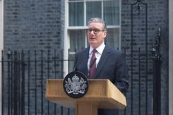 Thủ tướng Anh Keir Starmer từ chức