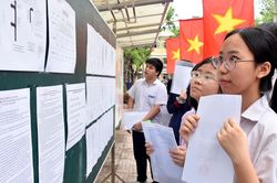 Nữ sinh Trường Trưng Vương đỗ thủ khoa hai lớp chuyên