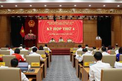 Khai mạc Kỳ họp thứ 4 HĐND tỉnh khóa XVIII