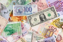 Tỷ giá ngoại tệ ngày 22/6: Euro tiến sát mốc 31.000 đồng, bảng Anh vượt 35.500 đồng