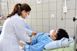 Không chỉ ung thư: Đây là 42 bệnh được hưởng chính sách bảo trợ xã hội mà người dân cần biết