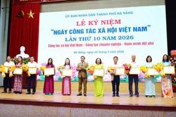Người phụ nữ bám cơ sở, giữ nhịp an sinh nơi tuyến đầu giảm nghèo