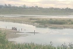 T&igrave;m kiếm 2 nam sinh mất t&iacute;ch khi tắm tr&ecirc;n s&ocirc;ng Lam