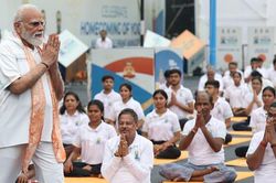 Yoga thúc đẩy hình thành 'nền kinh tế mới' tại Ấn Độ