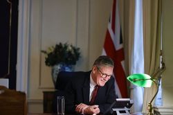 Thủ tướng Anh Keir Starmer thông báo sẽ từ chức